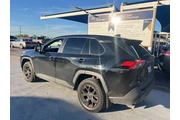 $27498 : Toyota RAV4 2024 LE 4dr SUV thumbnail