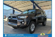 $32158 : Toyota 4Runner 2018 4x4 SR5 thumbnail