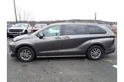 $38887 : Toyota Sienna 2024 XLE 8-Pas thumbnail