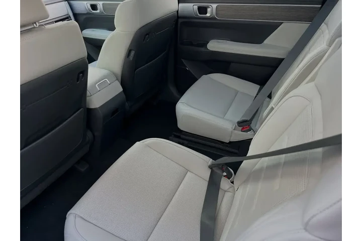 $39999 : Hyundai SANTA FE 2025 AWD Ca image 4