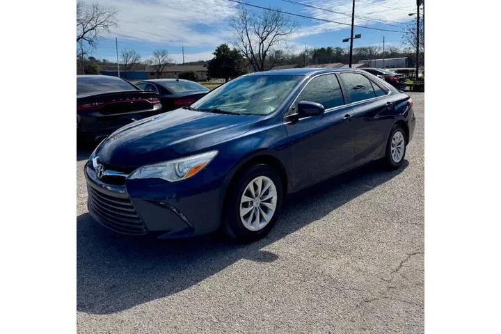 $13900 : 2017 Camry LE image 6