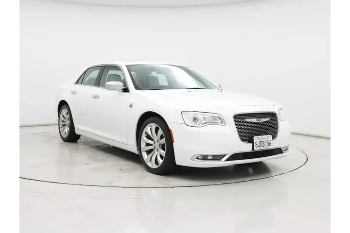 $29998 : Chrysler 300 2019 C 4dr Seda image 1