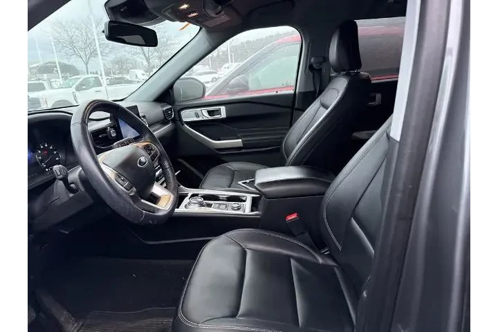 $30660 : Ford Explorer 2023 AWD XLT 4 image 7