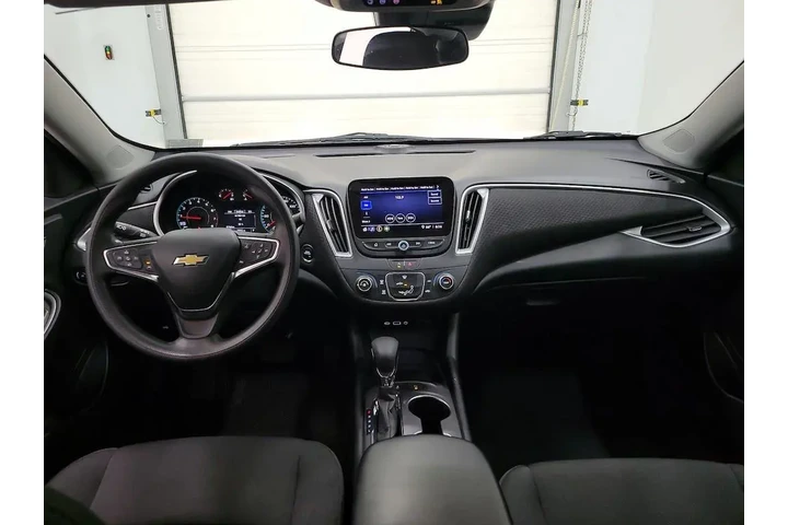 $19998 : Chevrolet Malibu 2024 LS 4dr image 9