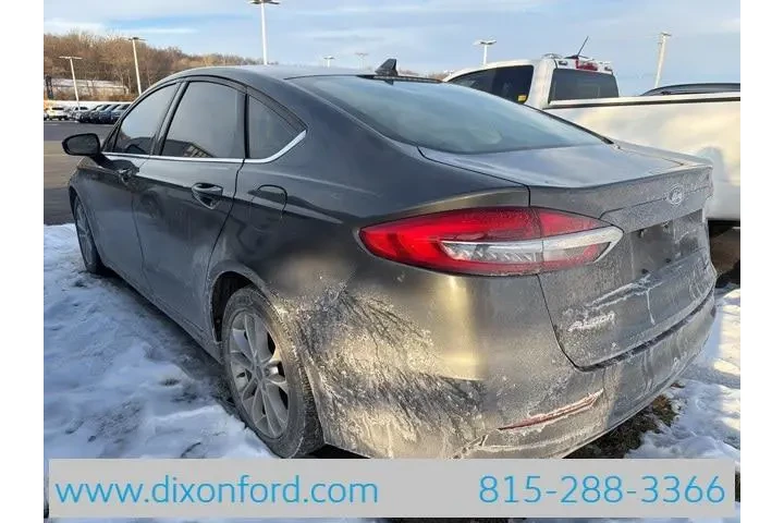 $14972 : Ford Fusion Hybrid 2019 SE 4 image 3