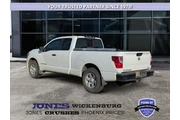 $23995 : Nissan Titan 2021 4x4 S 4dr thumbnail