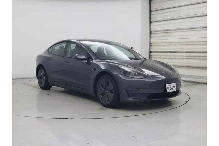 $29998 : Tesla Model 3 2023 4dr Sedan image 1