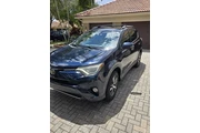 $11000 : 2018 rav4 XLE thumbnail