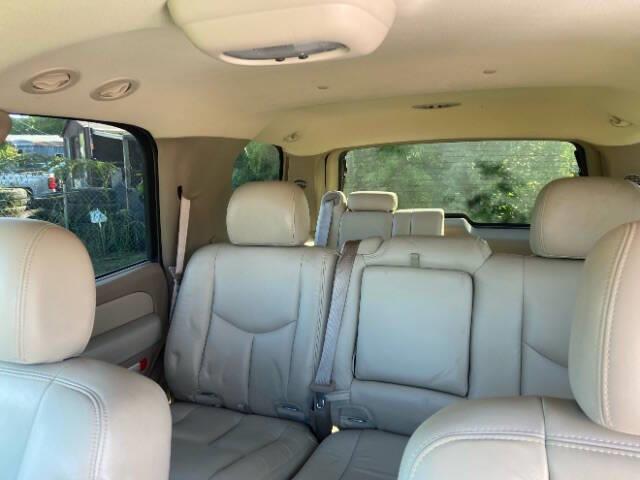 $8995 : 2003 Tahoe image 7