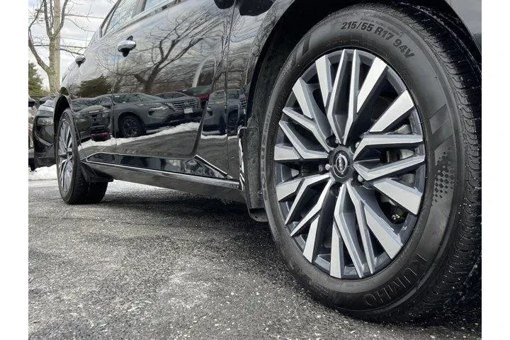 $20550 : Nissan Altima 2025 2.5 SV 4d image 8