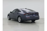 $22998 : Honda Accord 2023 LX 4dr Sed thumbnail