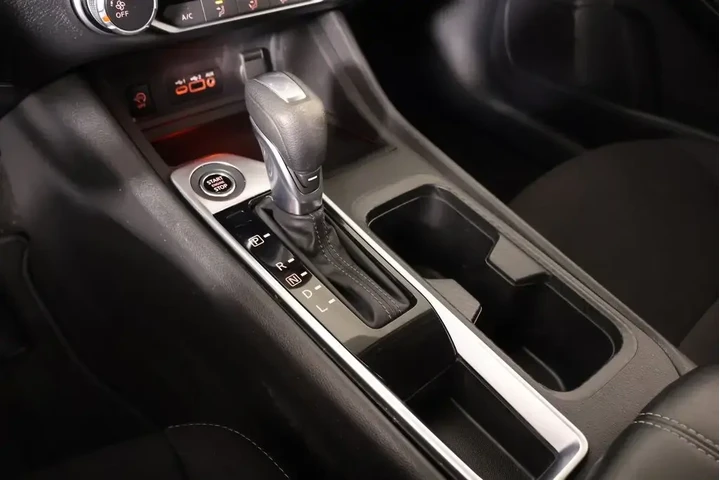 $19497 : Nissan Sentra 2024 SV 4dr Se image 7