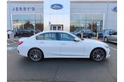 $26000 : BMW 3 Series 2022 AWD 330i x thumbnail