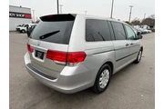 $5980 : 2009 Odyssey 5dr LX thumbnail