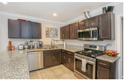 $1900 : Spacious Yard thumbnail