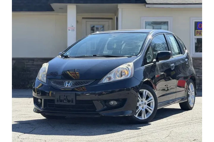 2009 Fit Sport image 1