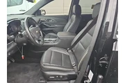 $30100 : Chevrolet Traverse 2023 4x4 thumbnail