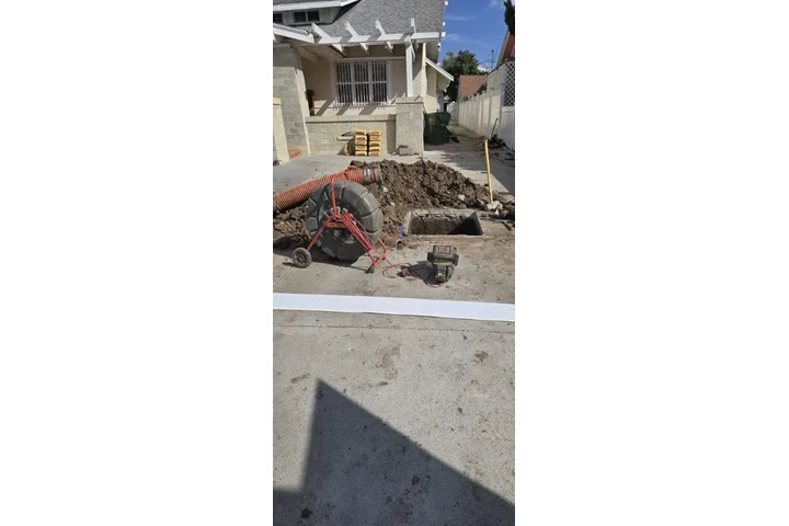 PLUMBING SERVICES!💧🛠️ image 3