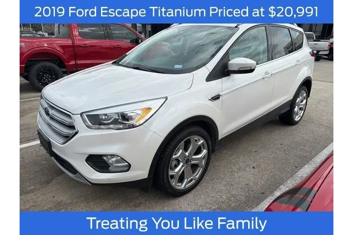 $20991 : Ford Escape 2019 Titanium 4d image 1