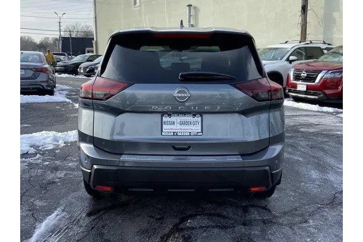 $22850 : Nissan Rogue 2025 SV 4dr Cro image 5