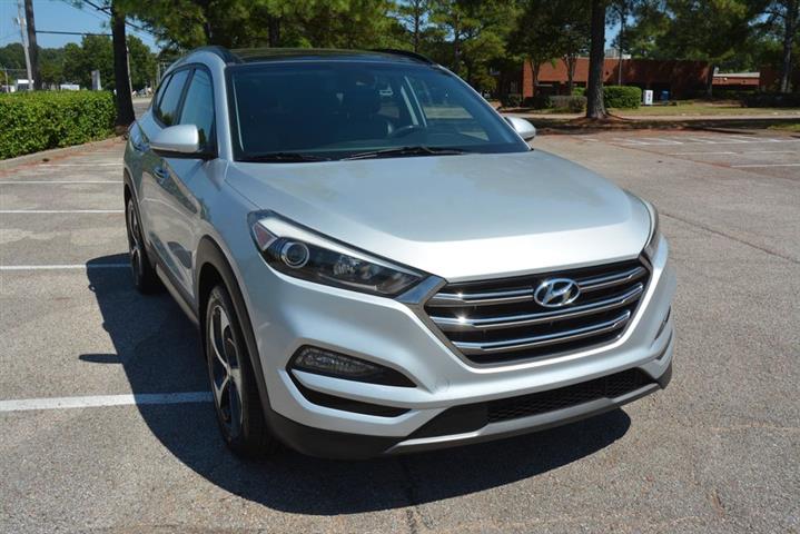 2016 TUCSON Limited image 4