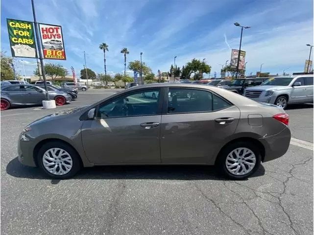 $19995 : 2019 Toyota Corolla LE Sedan 4 image 1