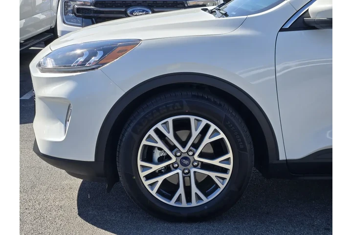 $21495 : Ford Escape 2022 SEL 4dr SUV image 5