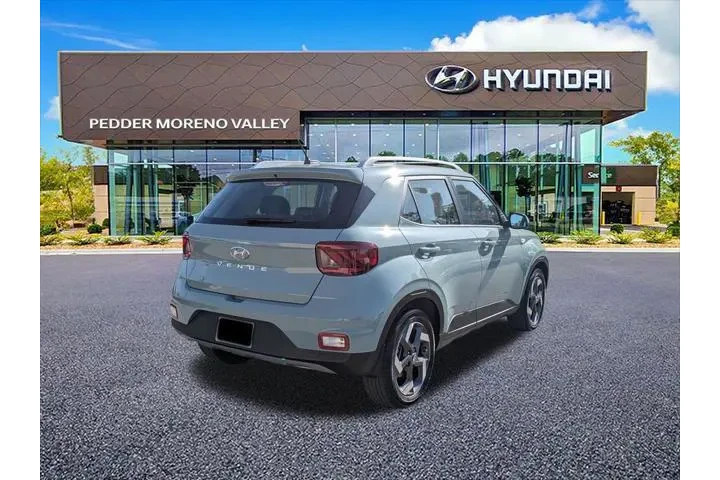 $20923 : Hyundai VENUE 2025 Limited 4 image 3