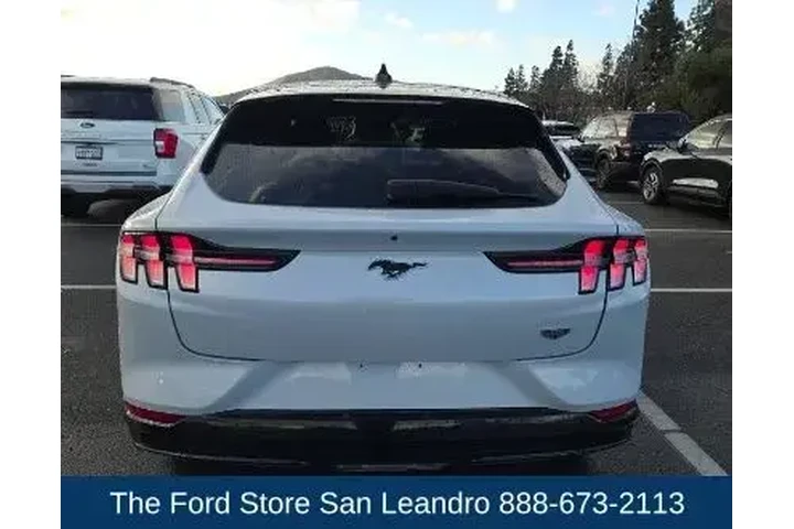 $33850 : Ford Mustang Mach-E 2023 AWD image 6