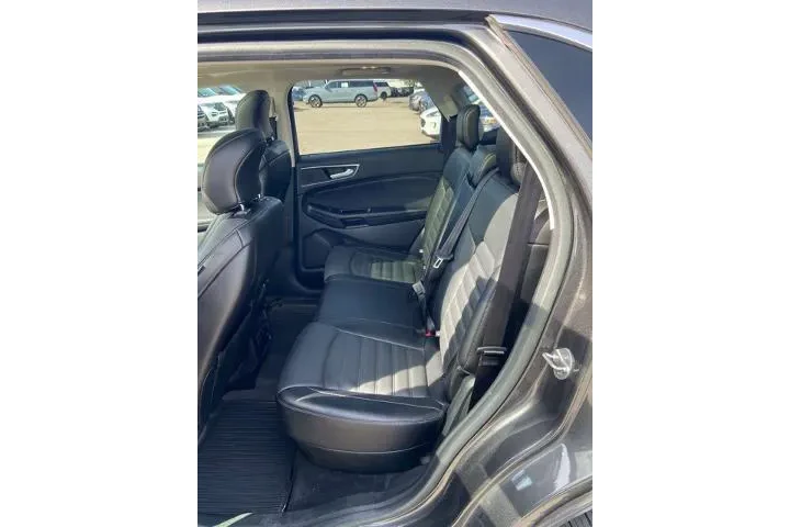 $15975 : Ford Edge 2018 SEL 4dr Cross image 6