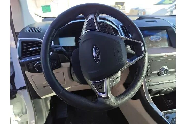 $20523 : Ford Edge 2020 Titanium 4dr image 9