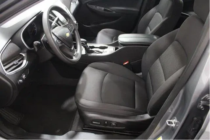 $19988 : Chevrolet Malibu 2023 LT 4dr image 5