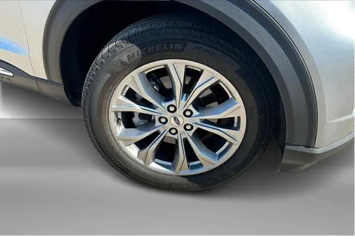 $36995 : Ford Explorer 2023 AWD Limit image 9