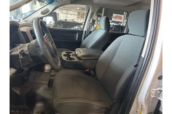 $20050 : Ram 1500 Classic 2021 4x2 Tr image 3