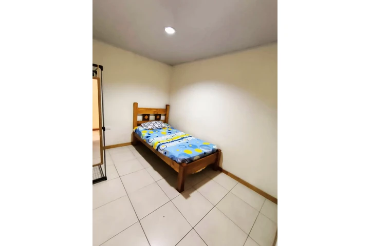 $235 : Chucho's House image 4