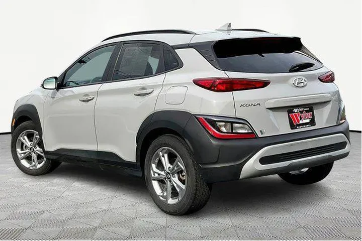 $19682 : Hyundai KONA 2023 SEL 4dr Cr image 2
