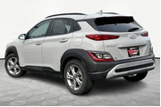 $19682 : Hyundai KONA 2023 SEL 4dr Cr thumbnail