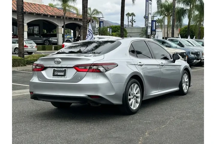 $22495 : Toyota Camry 2023 LE 4dr Sed image 9