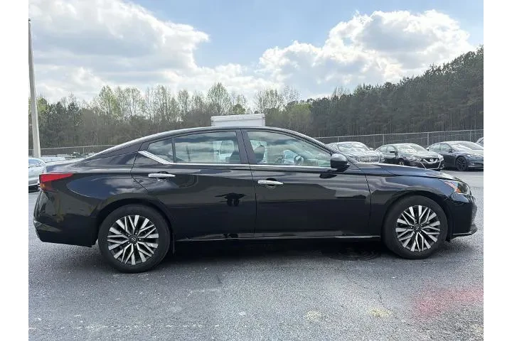 $19843 : Nissan Altima 2025 2.5 SV 4d image 8