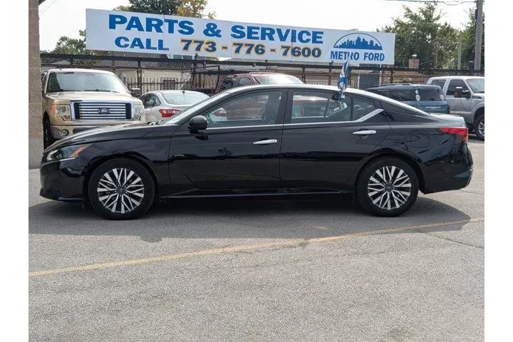 $19800 : Nissan Altima 2024 2.5 SV 4d image 7