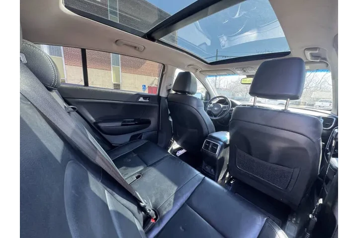 $6999 : 2018 Sportage EX image 9