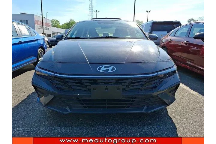 $18972 : Hyundai ELANTRA 2024 SEL 4dr image 2