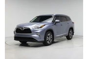 $33998 : Toyota Highlander 2022 XLE 4 thumbnail