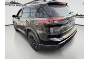 $27990 : Nissan Rogue 2025 AWD Rock C thumbnail