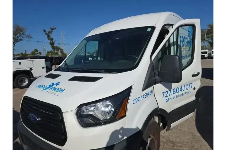 $20703 : Ford Transit 2019 250 3dr LW image 6