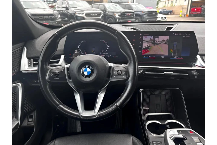 2023 BMW X1 xDrive28i image 8