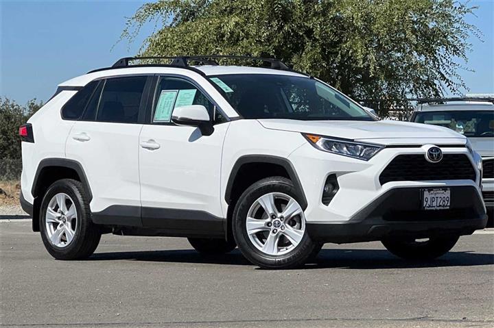 $22600 : RAV4 XLE image 2