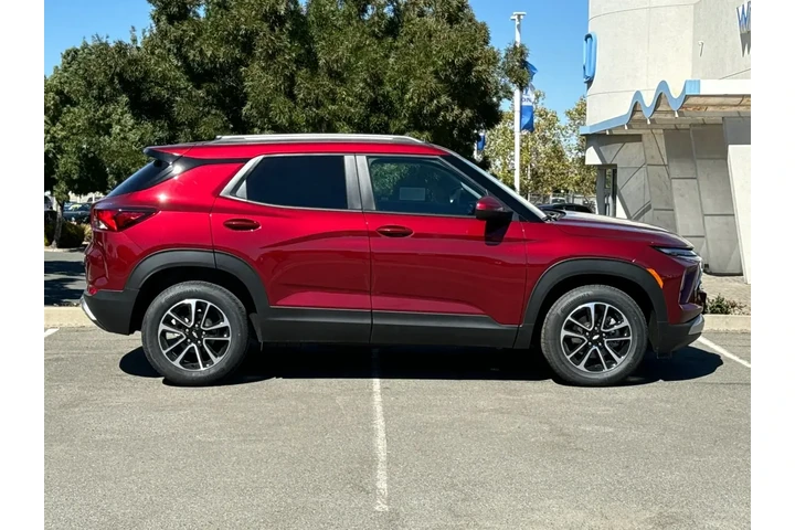 $24998 : Chevrolet Trailblazer 2024 L image 3