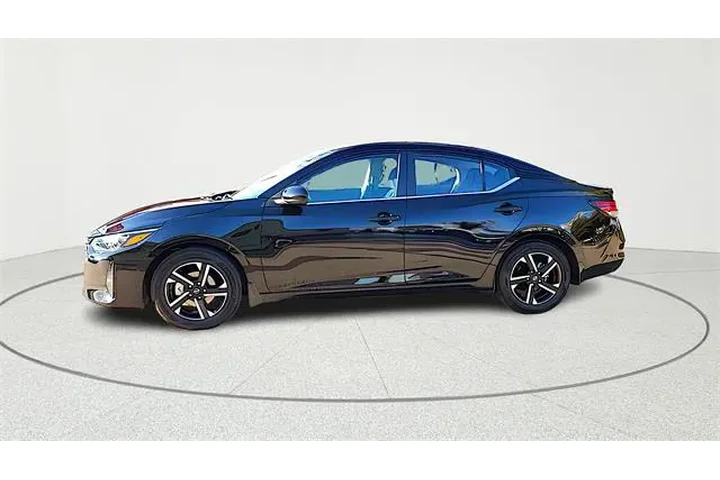 $17442 : Nissan Sentra 2025 SV 4dr Se image 6