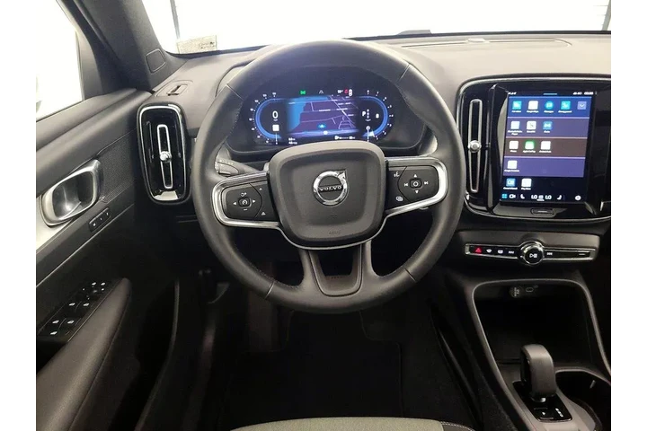 $28998 : Volvo XC40 2025 AWD B5 Core image 10